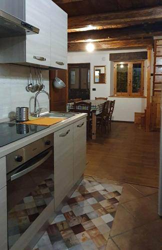 Roure House | 58 m² House ∙ 2 bedrooms ∙ 6 guests