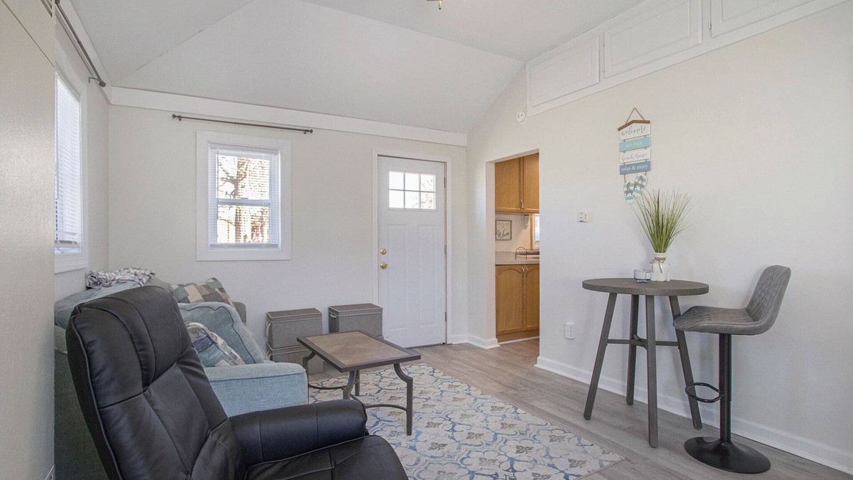Coldwater Cottage | 583 Miller Rd, Coldwater, MI 49036