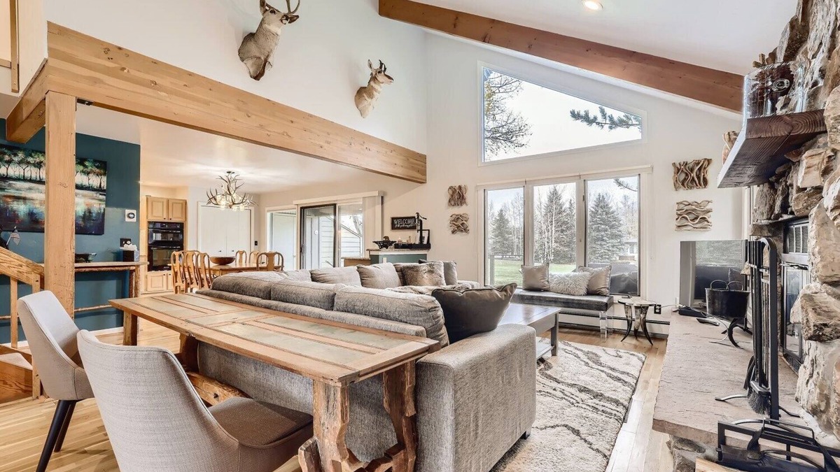 Eagle-Vail House | 59 E Coyote Circle, Eagle Vail Golf Course Duplex-Quiet Pet Friendly