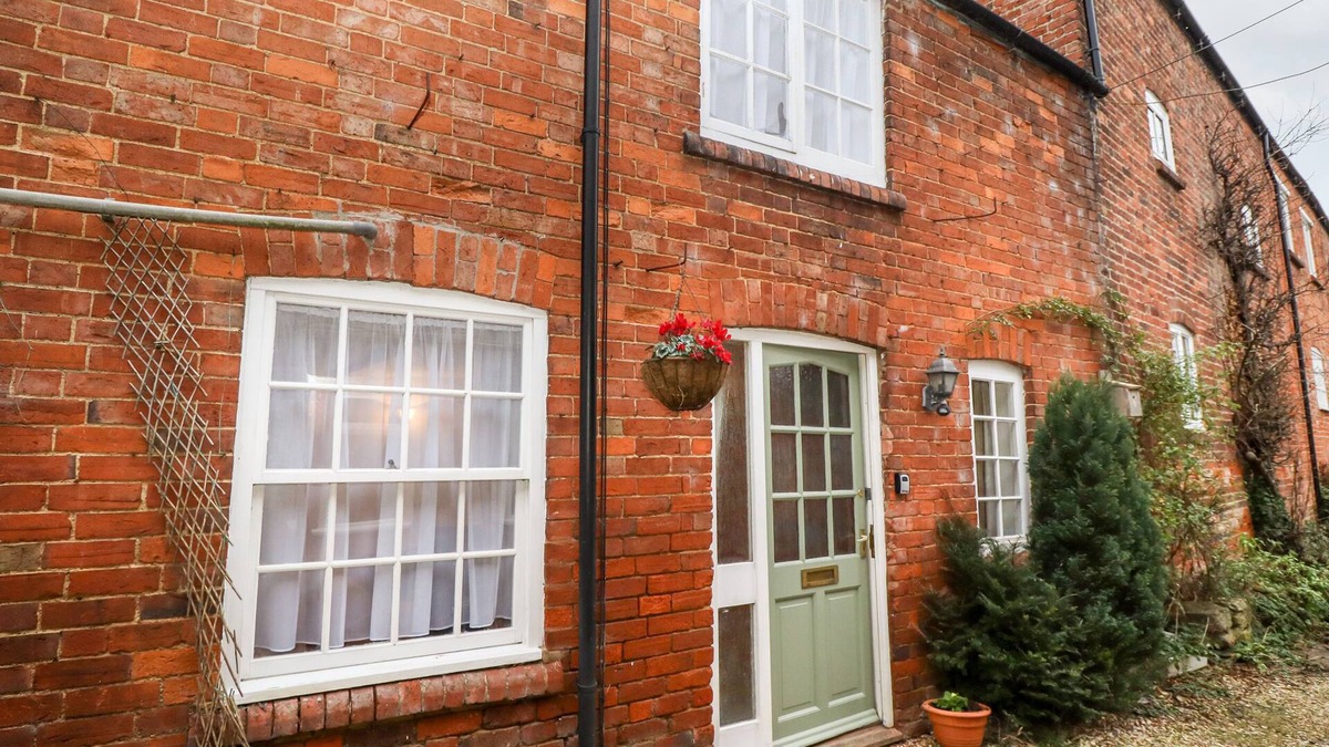 Medbourne Cottage | 5A WATERFALL WAY, character holiday cottage in Medbourne