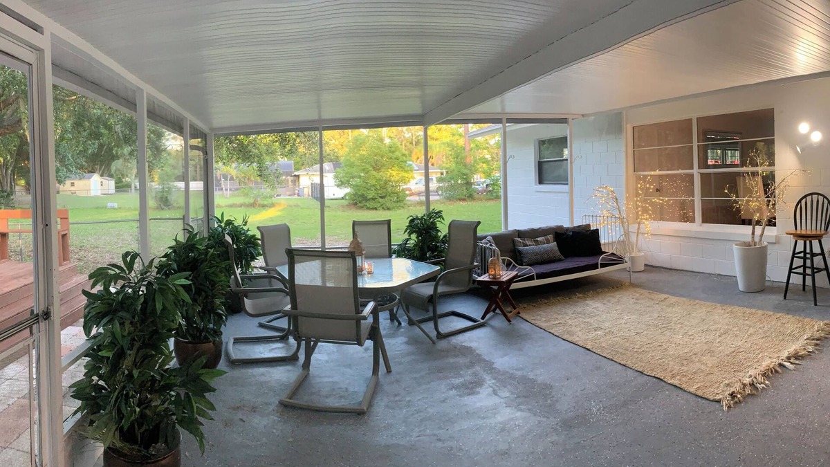 Florida Central Atlantic Coast House | 5bd Country Charm w/1Acre, Deck, Private space near Parks