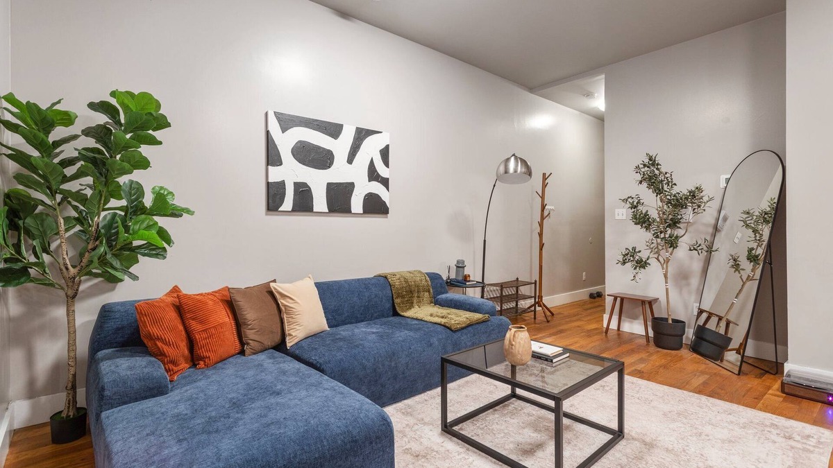 Williamsburg Apartment | 5BD Duplex w/Private Patio BBQ and Arcade Games