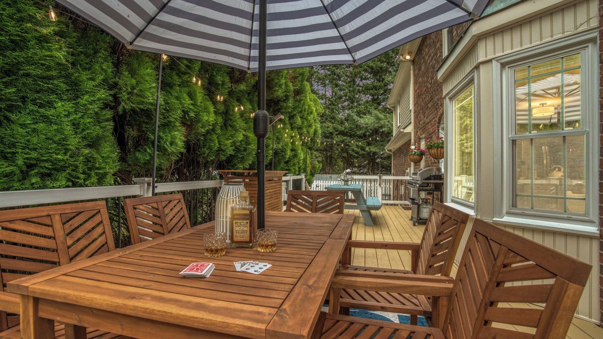 High Point House | 5BD Family Oasis, Pool, FirePit, Bball, PingPong