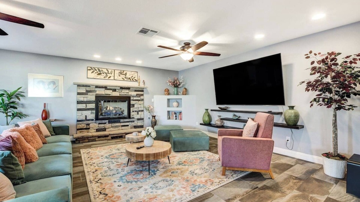 Black Mountain House | 5BDRM Lux Estate- Heated Pool and Neon Arcade Room