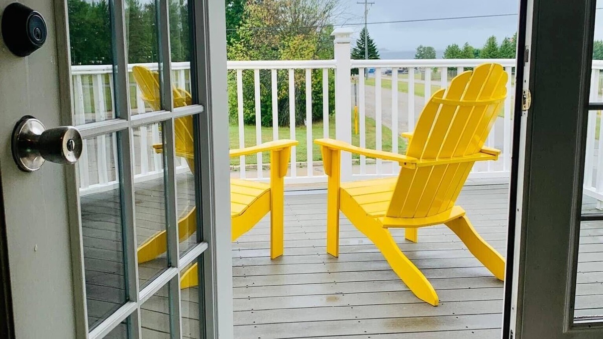 St Ignace Cottage | 5br 1 Ba Cottage In The Heart Of St. Ignace