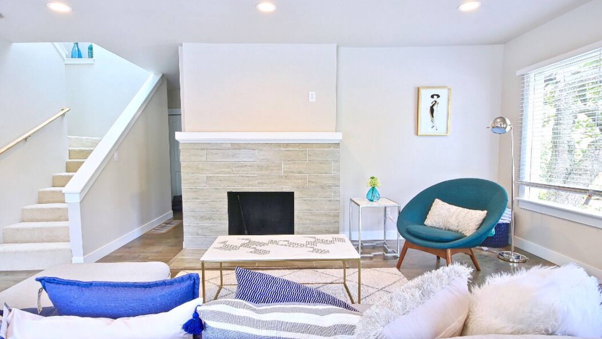Stevens House | 5BR/3BA Capitol Hill home in the heart of Seattle!