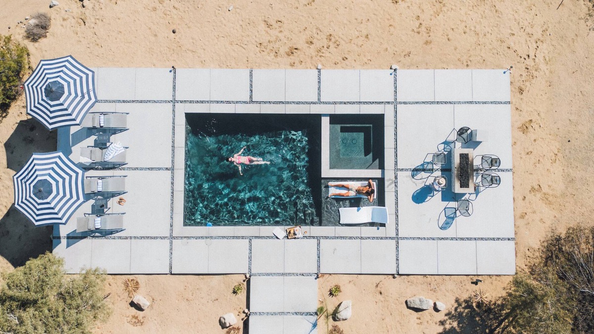 Joshua Tree House | 5BR 4BTH Heated Pool, Hot Tub, Disc Golf, RV Lots, 5 mins to JTNP