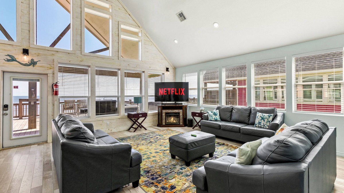 Port Bolivar House | 5BR Beachfront | Game Room, Hot Tub & Ocean Views