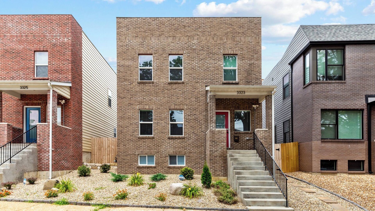 The Gate House | 5BR home near SLU wtih EV charger