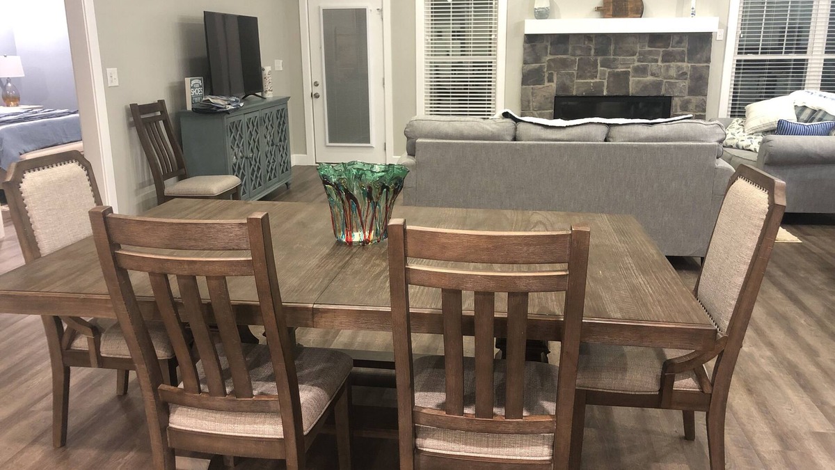 Sloans Valley House | 5BR Lake Front House with Hot tub, Pool Table, Game room, and neighborhood Pool