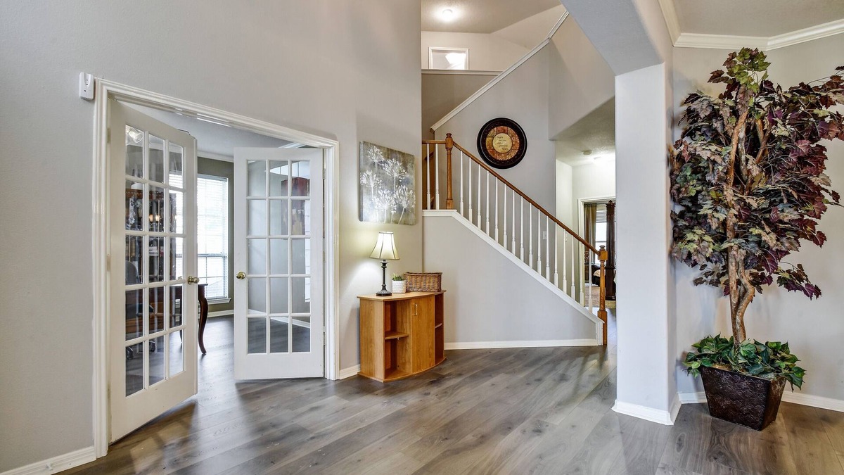 Schertz House | 5br; Near Sea World, Riverwalk, Alamodome, Canyon Lake, Lackland & Randolph AFB