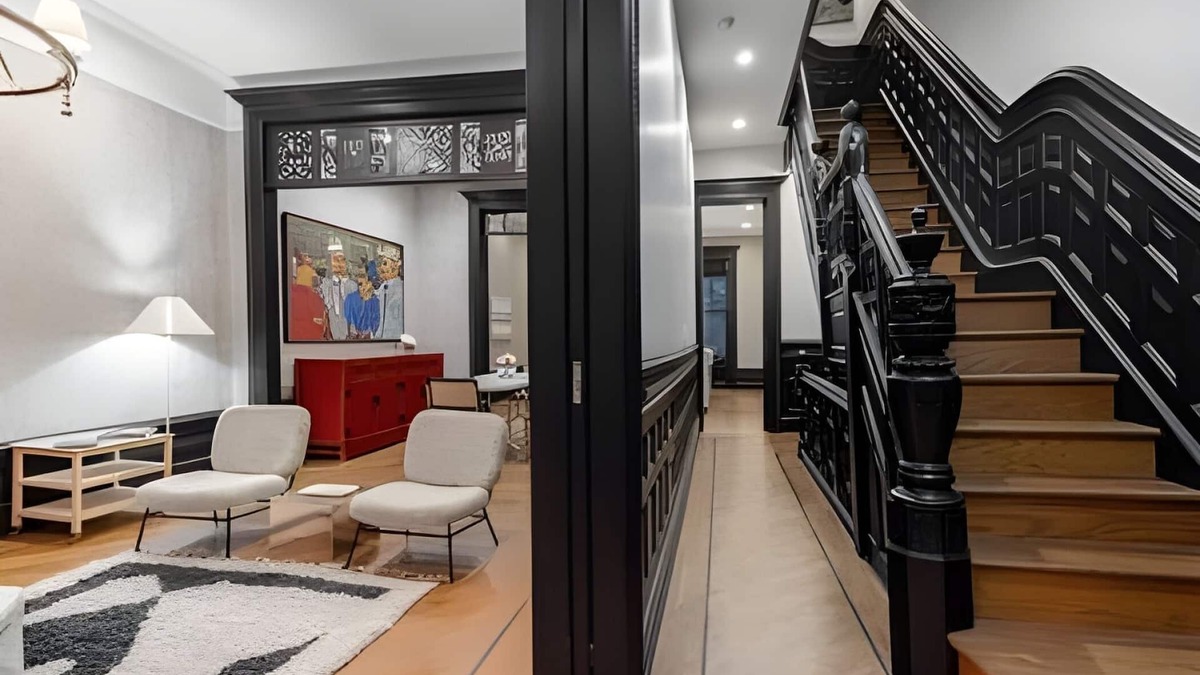 Washington Heights House | 5BR Townhouse Near Times Square | Rooftop Patio