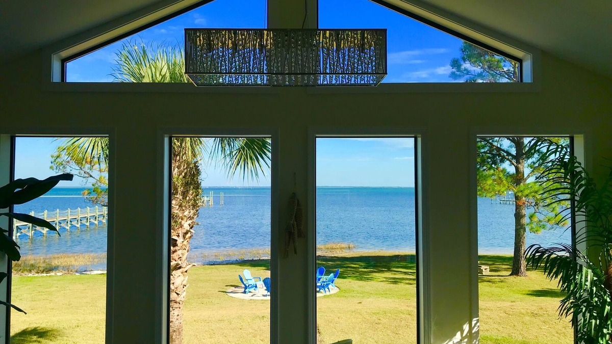 Cape Breezes House | 5G internet! Work from home here!Bay front, 3 bdrm, 2 bath, Dock for your boat