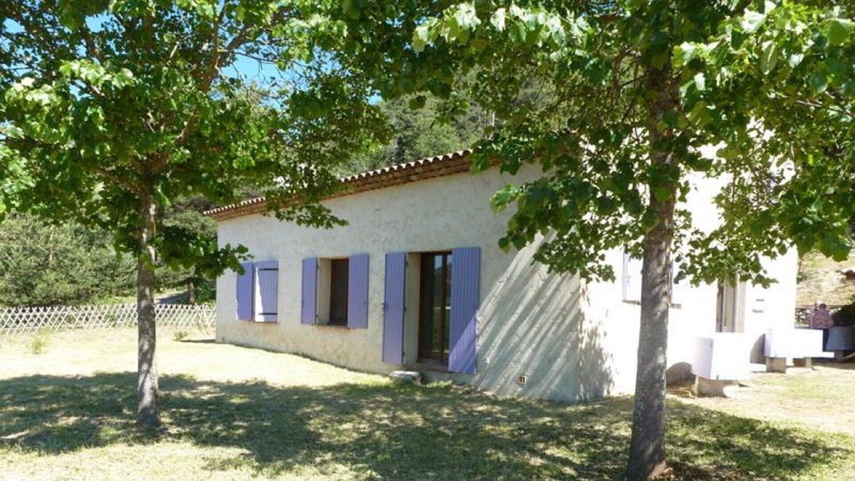Comps-sur-Artuby Villa | 5MN FROM GORGES DU VERDON TRADITIONAL 5-ROOM VILLA