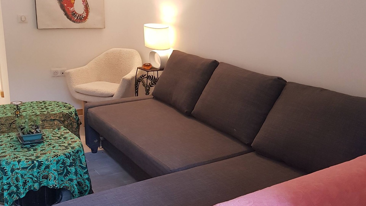 Picpus Apartment | 5mn from Paris Porte de Bercy, and 30mn from Disney. Pets welcome!