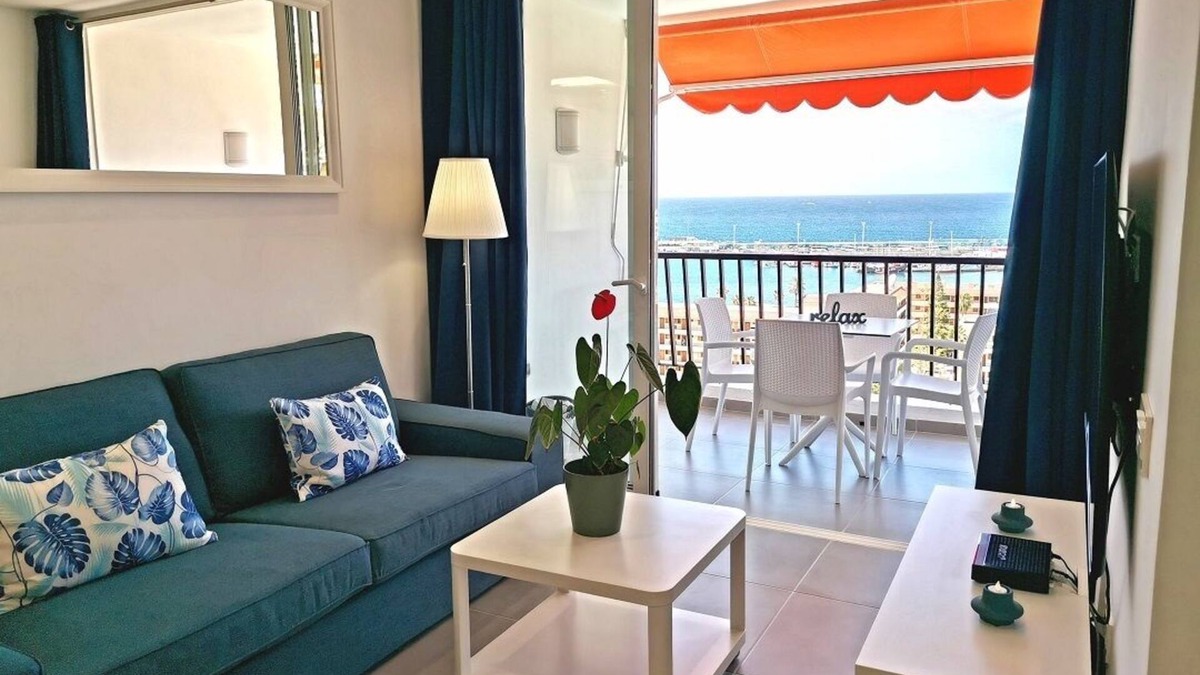 Los Cristianos Apartment | 5mn from the beach: Achacay Standing apartment with sea and mountain views