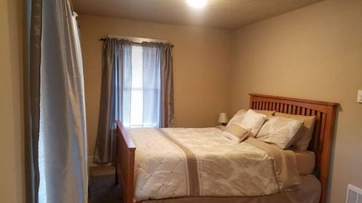 Cliff - Cannon Apartment | 5th Avenue Suites #5