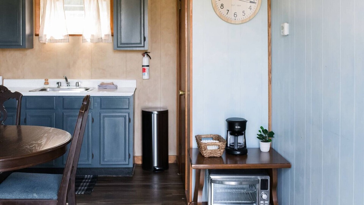 Strasburg Cabin | #6 Beaver Creek Cabin