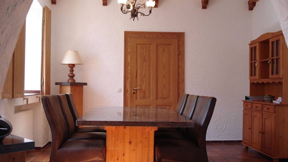 Auel Apartment | 6-bed vacation apartment Eifeltraum with sauna - Eifelferienhaus Miro