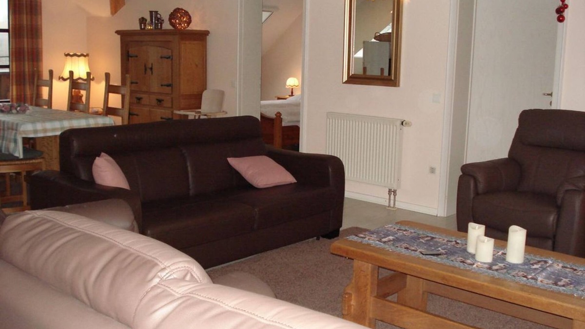 Auel Apartment | 6-bed vacation apartment Eifelglück - Eifelferienhaus Miro