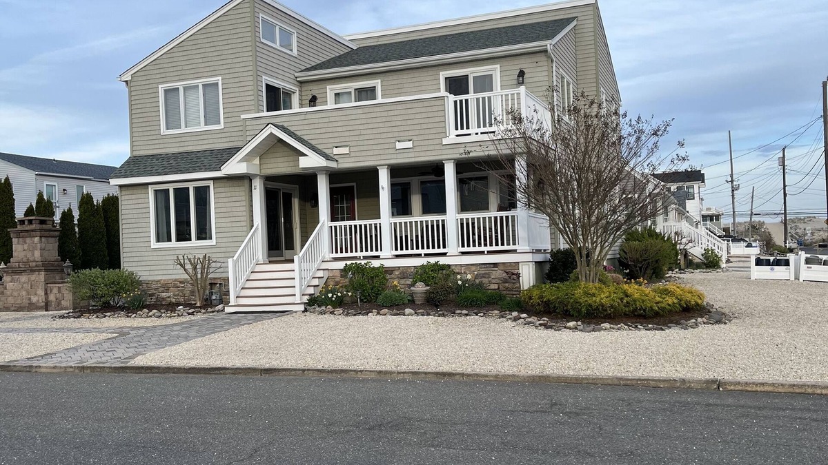 Holgate House | 6 Bedrm, 3 Full Baths, Sleeps 15, Steps 2 Beach, Patio with Fireplace, Fr Porch