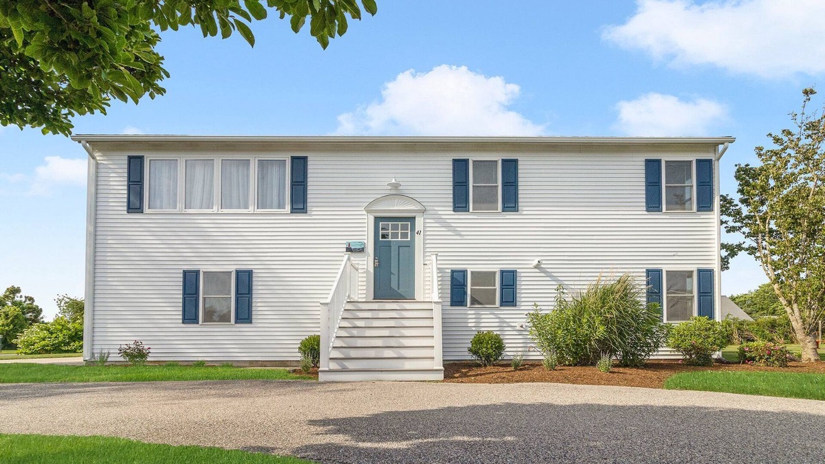 Eastward Look House | 6 Bedroom, A/C, Walk to Beach, Recently Updated
