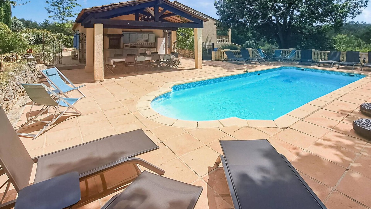 Montauroux House | 6 bedroom accommodation in Montauroux