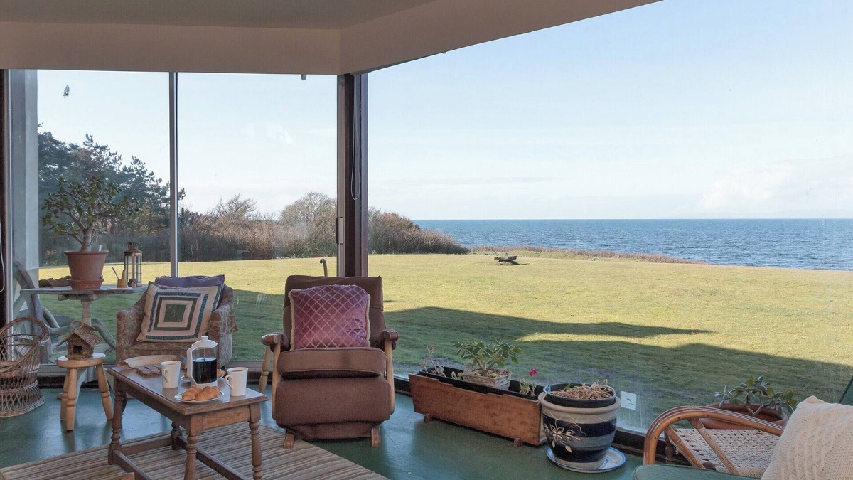 Prestwick Cottage | 6 bedroom accommodation in Prestwick