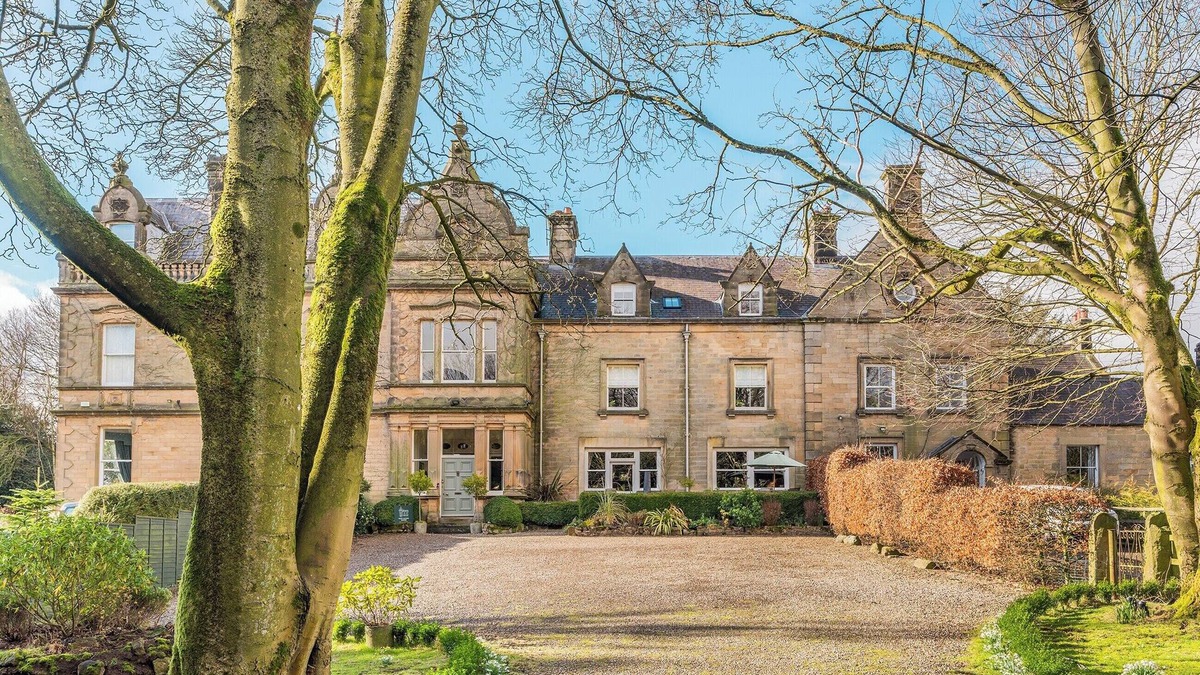 Richmond Cottage | 6 bedroom accommodation in West Layton, near Richmond