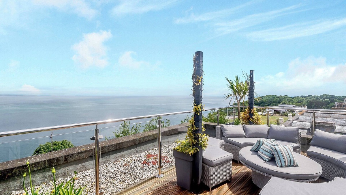 Babbacombe Cottage | 6 bedroom accommodation in Torquay