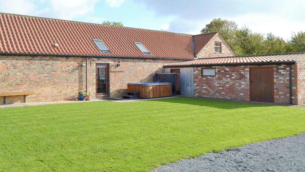 Hornsea Cottage | 6 bedroom accommodation in Hornsea