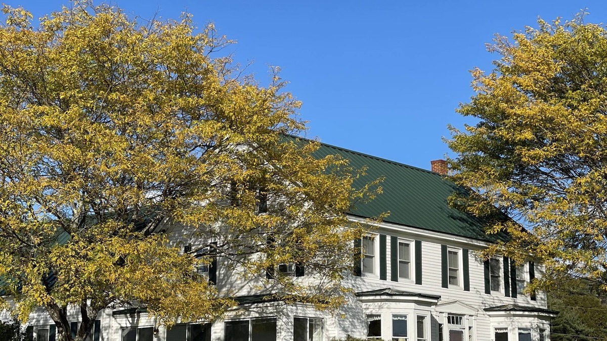 Jefferson House | 6 bedroom Historic Farmhouse w/stunning Lakeview