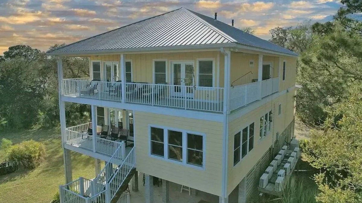 Meridian House | 6 Bedroom house on 2.5 acres with Panoramic Marsh Views! Golden Isles