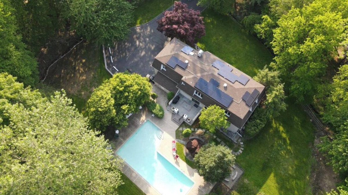 Cresskill House | 6 Bedroom Private Home/Close to NYC!