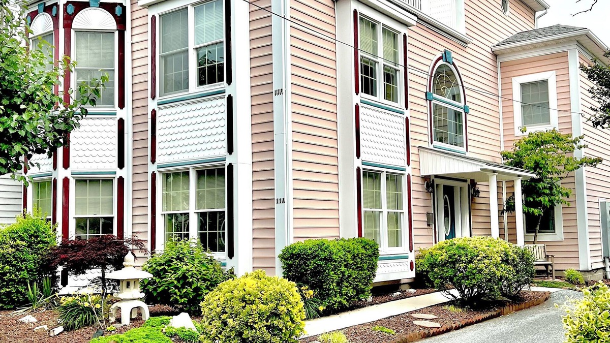 Rehoboth Beach Villa | 6 Bedrooms/5 Baths/Steps to the Beach