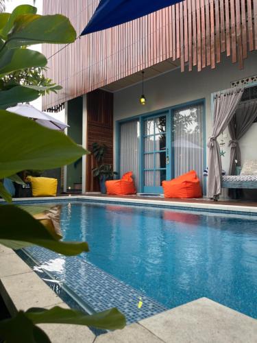 Sewon Villa | 6 Bedrooms Villa with Private Pool - Omah Dingoto