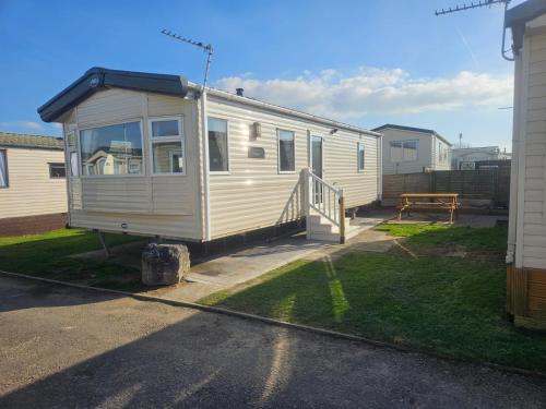 Brean Other | 6 Berth Caravan with garden - Brightholme Holiday Park