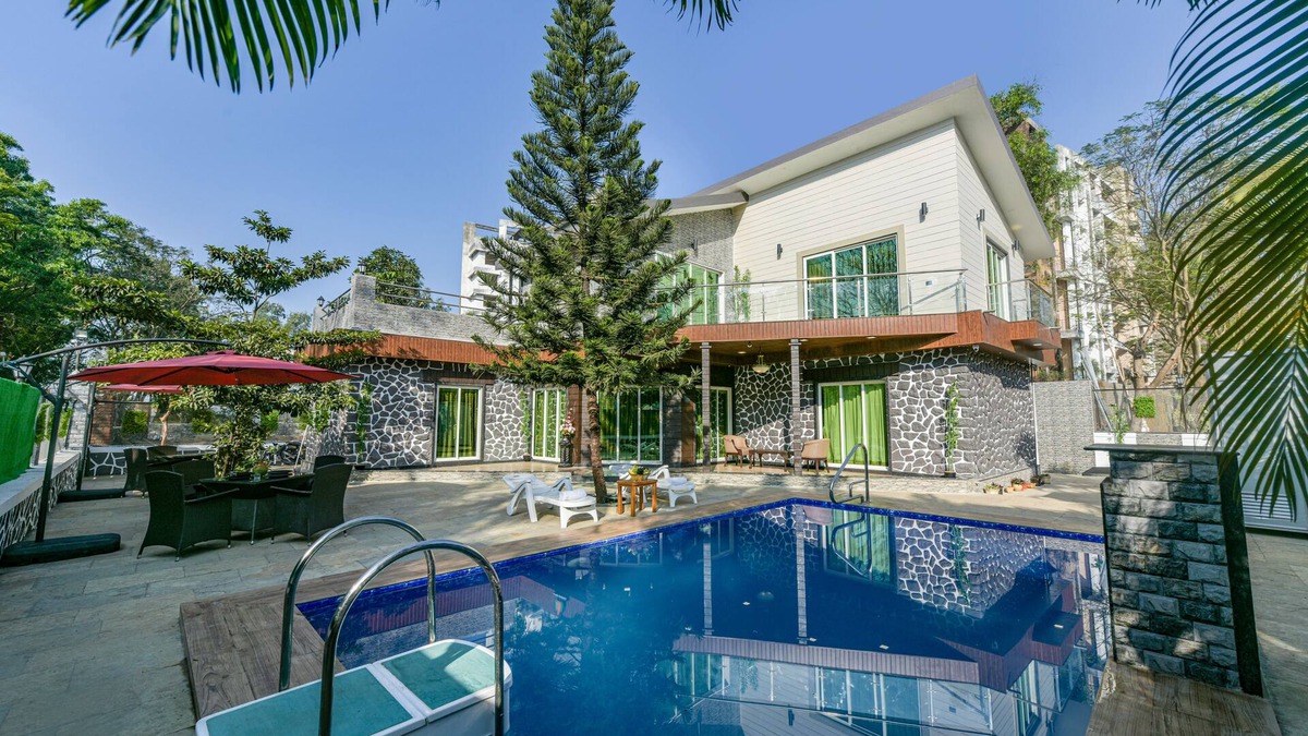 Wadgaon Villa | 6 BHK Luxury Private Pool Villa