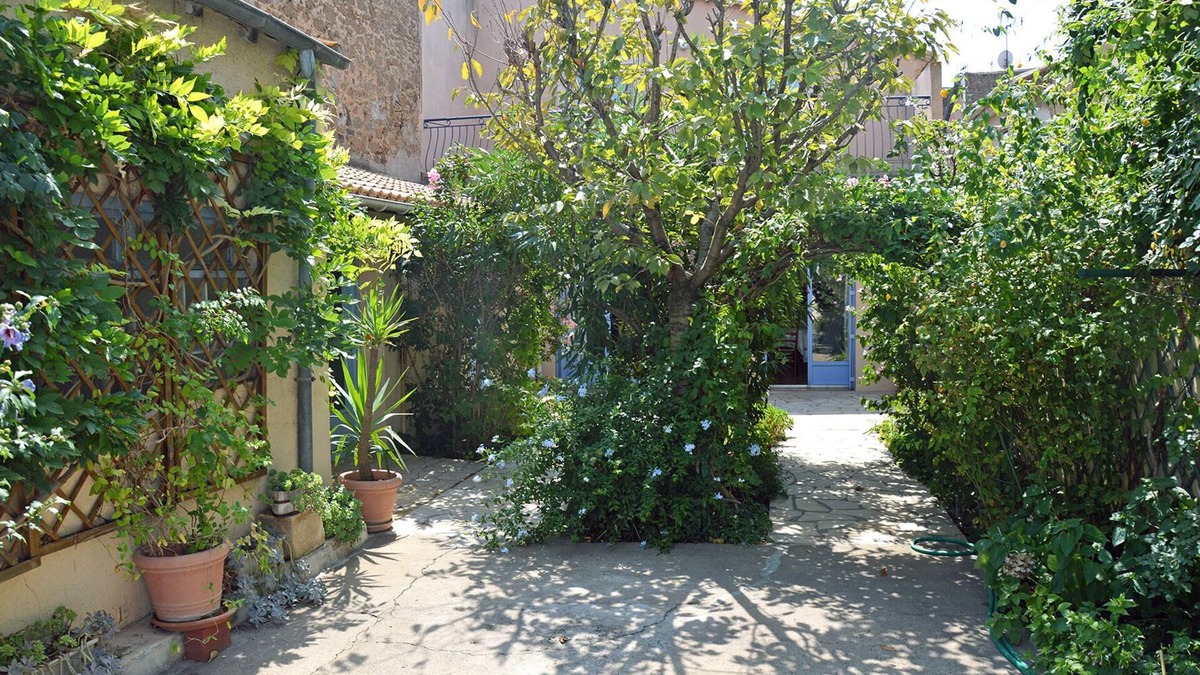 Vias House | 6 bis rue de Verdun, Vias, 34450 FR