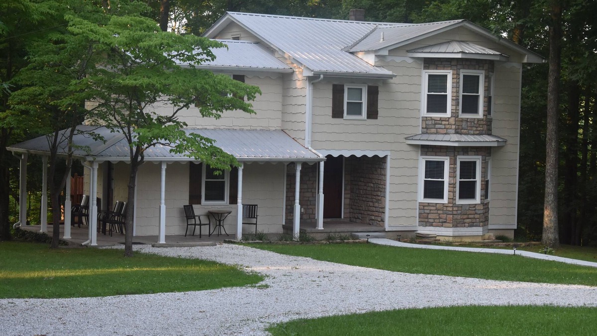 Saint Helens Other | 6 BR 3 bath Elegant farmhouse