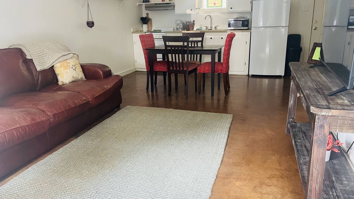 Folsom Apartment | #6 Hidden Akers Peaceful Place
