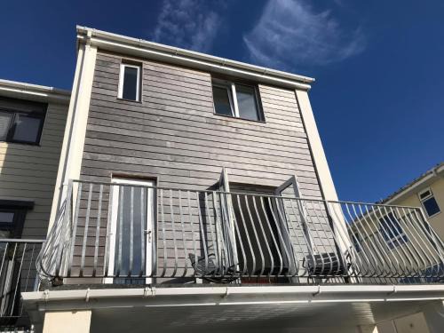 Mudeford House | 6 Inveravon