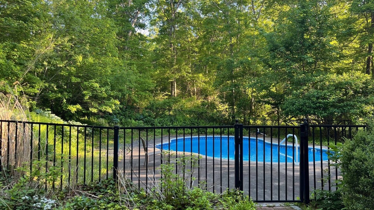 Sandwich House | 6 Little Lane - Pool Retreat