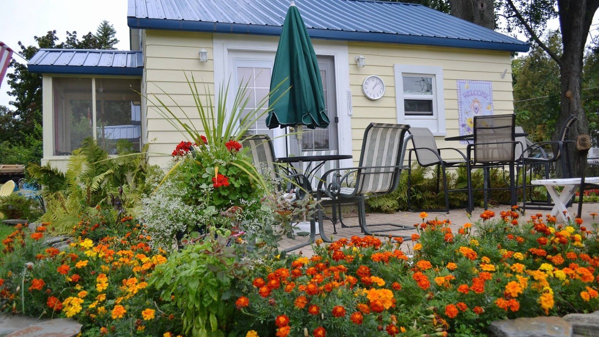 Port Austin Cottage | 6 Little Yellow Cottages in Downtown Port Austin