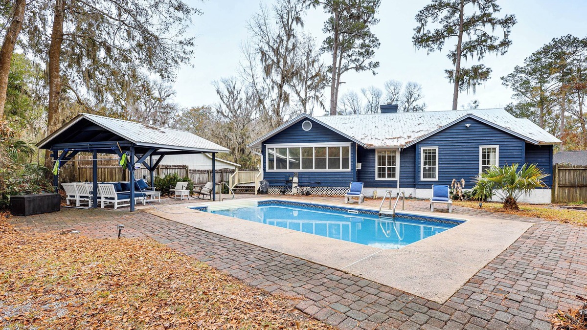 Dock Junction House | 6 Mi to Dtwn Brunswick: Home w/Pool & Fire Pit!