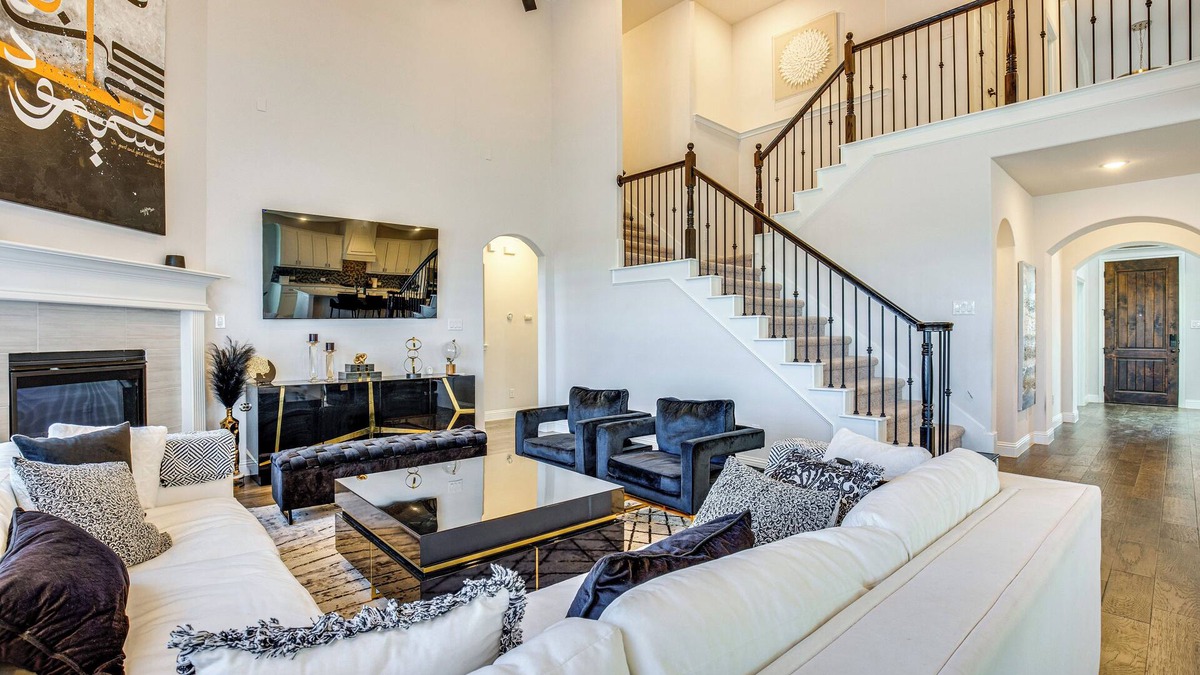Little Elm House | 6 Mi to Lake Lewisville: Chic Retreat in Frisco!