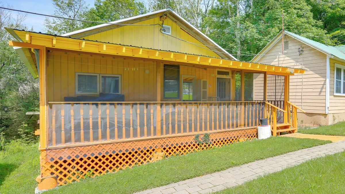 Mongaup Valley Cabin | 6 Mi to State Park: Mongaup Valley Cabin!