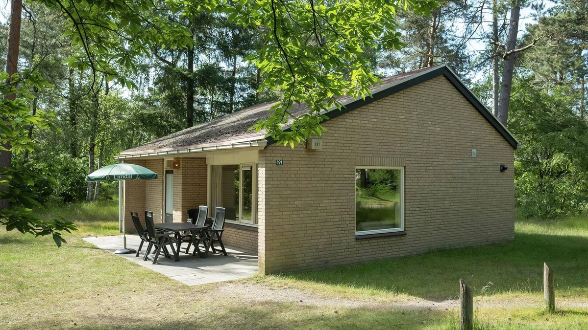 Nieuw-Milligen House | 6-person bungalow in the holiday park Landal Rabbit Hill
