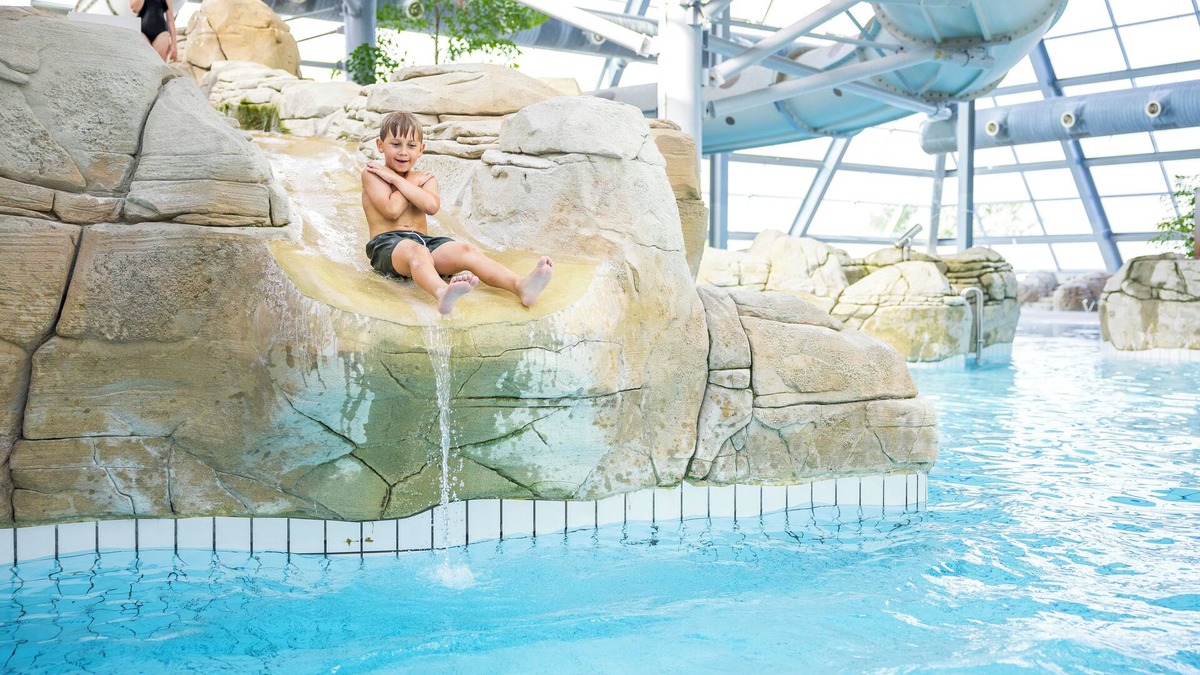Houstrup House | 6-person bungalow in the holiday park Landal Seawest