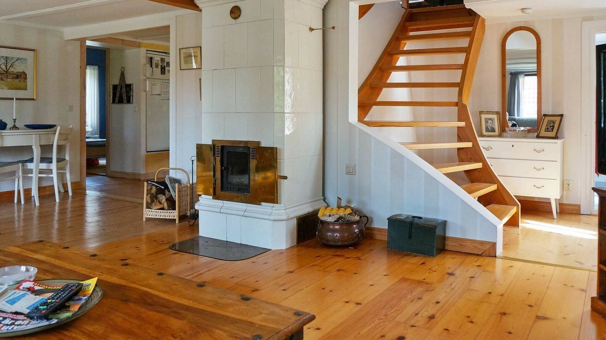 Blomstermala House | 6 person holiday home in BLOMSTERMÅLA